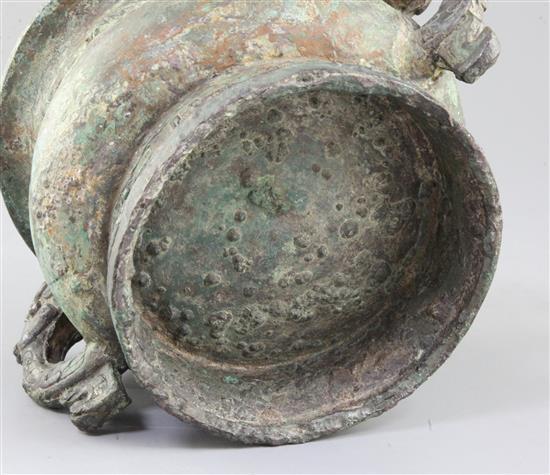 A large Chinese archaic bronze ritual food vessel, Gui, early Western Zhou dynasty, 11th/10th century B.C., 26cm, repairs